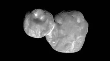 دراسة حاسوبية حديثة تكشف أسرار تكوين أجسام رجال الثلج في الفضاء البعيد